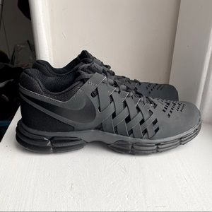 Size 7.5 Mens Nike Lunar Fingertrap TR Black